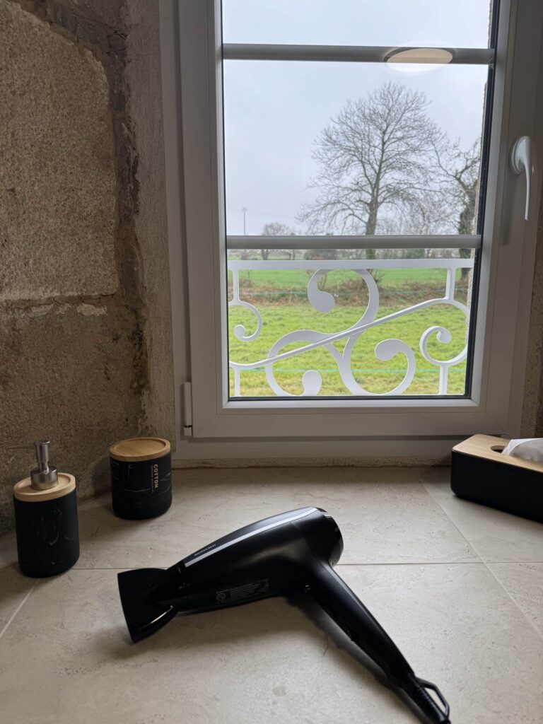 seche cheveux scaled